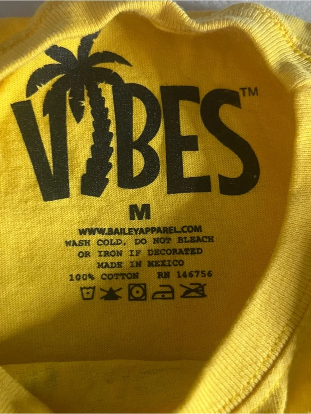 Vibes Big Drip Graphic Tee - Yellow‎ Big Kids Sz M